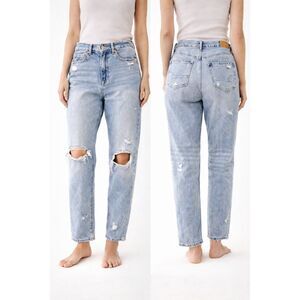 American Eagle Mom Jeans Light Wash Distressed High-Rise Tapered Denim Size 4